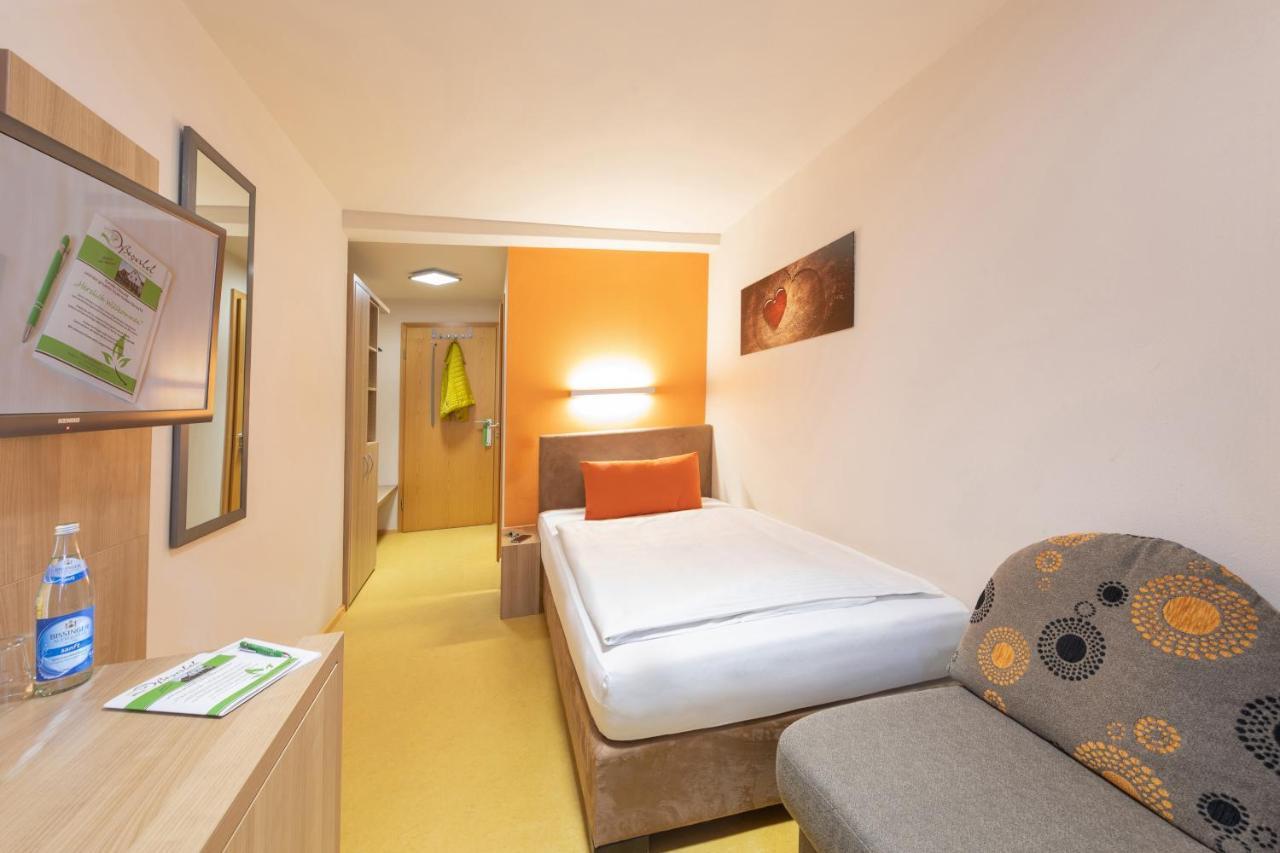 Landhotel Osswald Kirchheim am Ries Zewnętrze zdjęcie